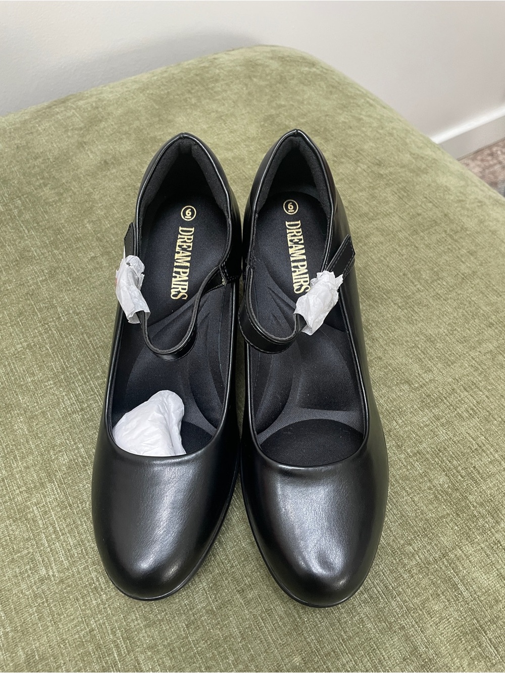 NWOT Dream Pairs Black Mary Jane Heels with Strap - Picture 4 of 6